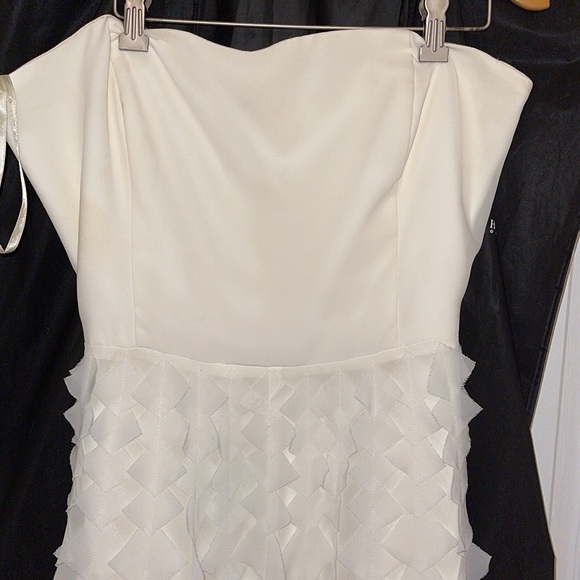 White House Black Market Party Dress - Picture 3 of 7